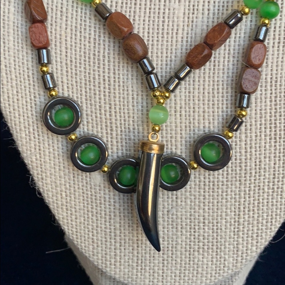 Necklace - Picture 2 of 3